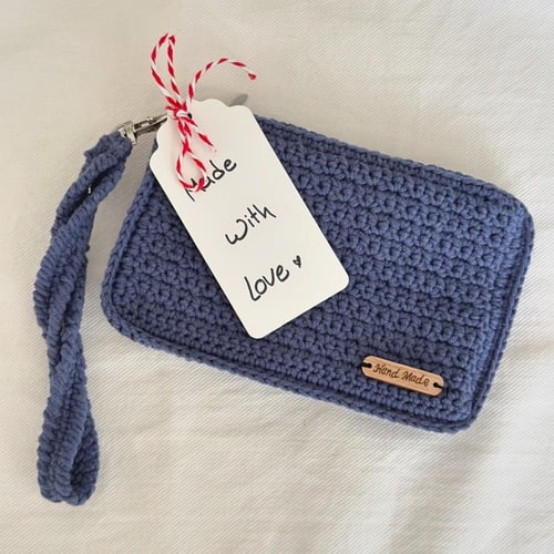 حافظة انيقة