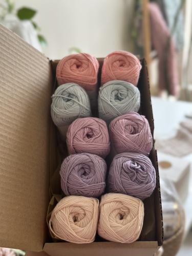 بوكس خيوط Hello