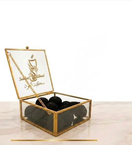 Luxury box of Sukkah Al Oud Maamoul