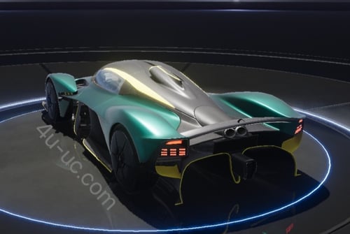 سيارة أستون مارتن فالكيري أخضر