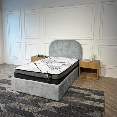 سرير الهالة - Halo Bed