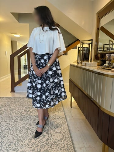 T11 بلوزة/ابيض