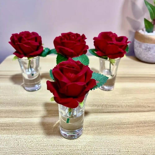 فازات زجاج جوري احمر