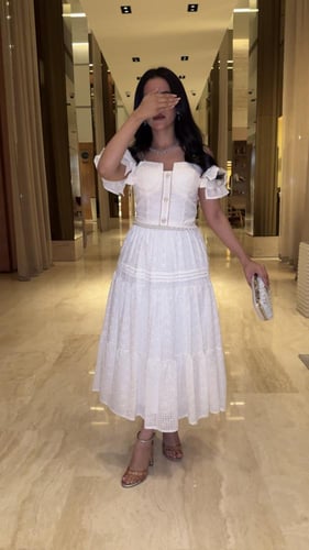 طقم بتنوره وبلوزه بخامة تطريز بحزام