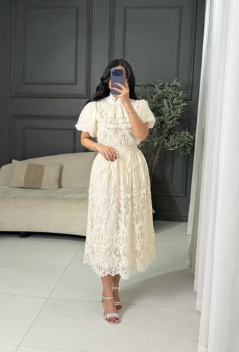 طقم انيق بتدخيلة فصوص