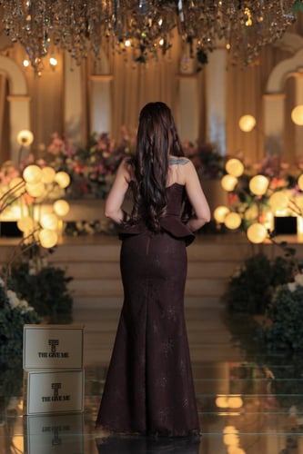 فستان سهرة تولين انيق بني داكن