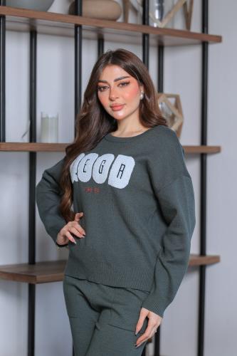 طقم نسائي شتوي من قطعتين