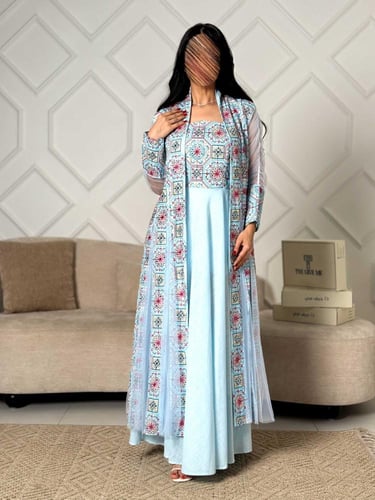 طقم جلابية نسائية مع كارديجان طويل مطرز وتل شفاف