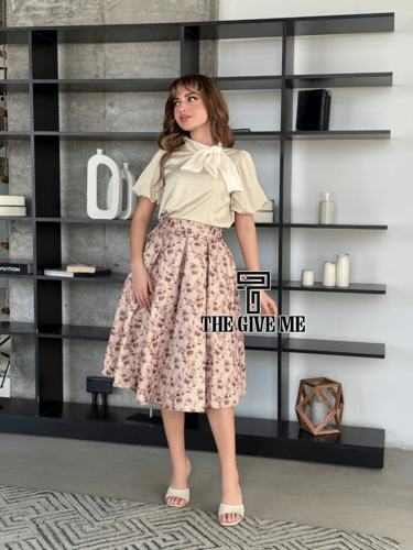 طقم بلوزه وتنوره بخامة بلوزه ستان مزين بلوول