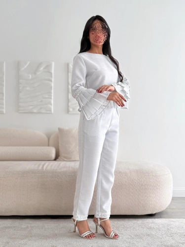 طقم كاجوال بكشكشة عريضه عند الخصر