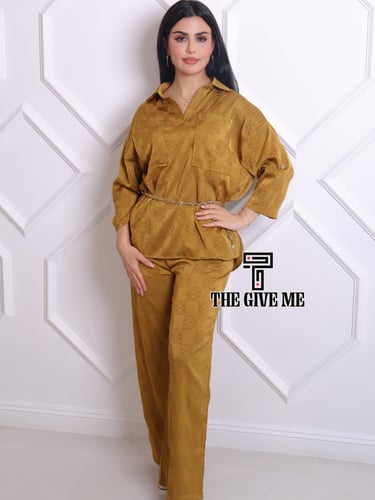 طقم بنطلون وبلوزه بطبعه شموه فخم بحزام علي الخصر