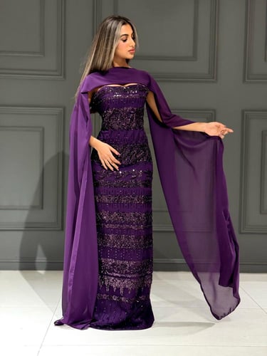 فستان سهرة مزين بخرز مع اكمام جورجيت