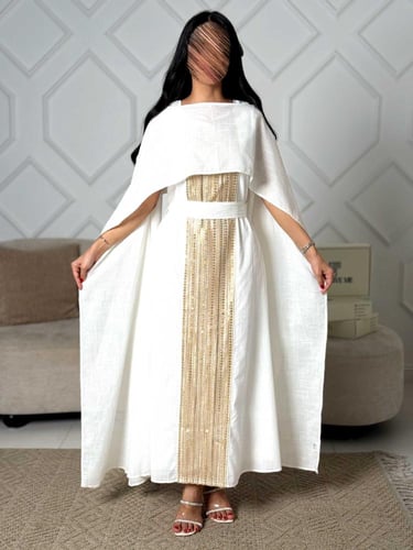 جلابية "سواريه" الملكية تصميم كاب بتطريز ذهبي كثيف