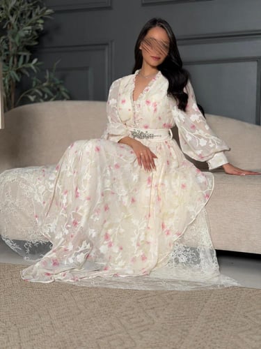 فستان شيفون مشجر بطبقات الدانتيل الفاخر