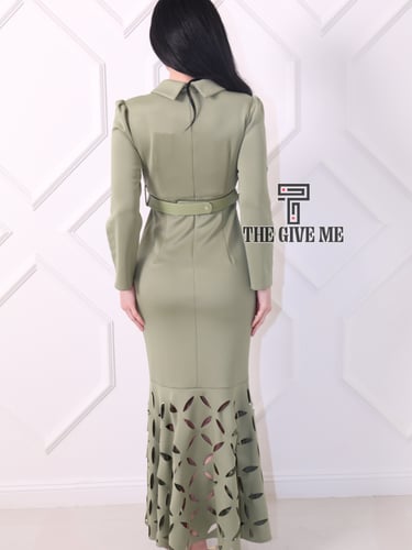 فستان بلياقه بحزام على الخصر