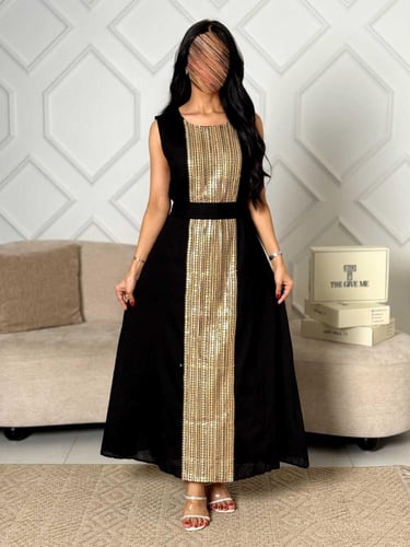 جلابية "سواريه" الملكية تصميم كاب بتطريز ذهبي كثيف