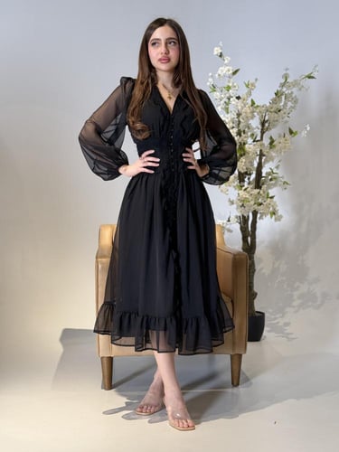 فستان ميدي بلاسيه مزين بخامة الجوبير