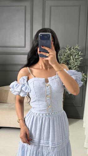 طقم بتنوره وبلوزه بخامة تطريز بحزام