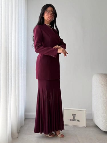 طقم "فيولا" بنمط الجاكيت الرسمي