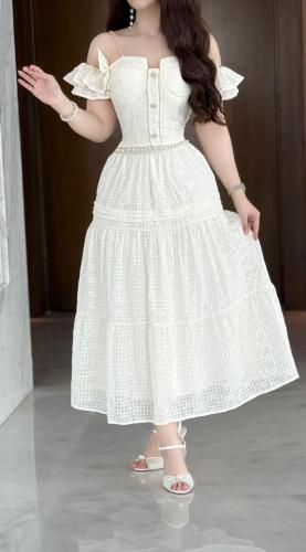 طقم بتنوره وبلوزه بخامة تطريز بحزام