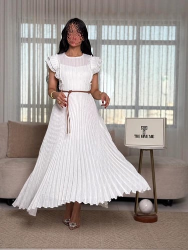 فستان الأنوثة بكسرات البليسيه الناعمة