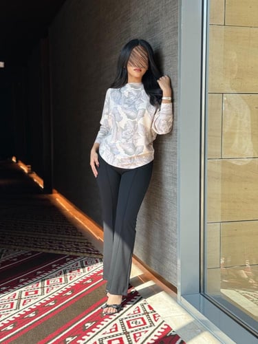 بلوفر مشجر بقصة مميزة