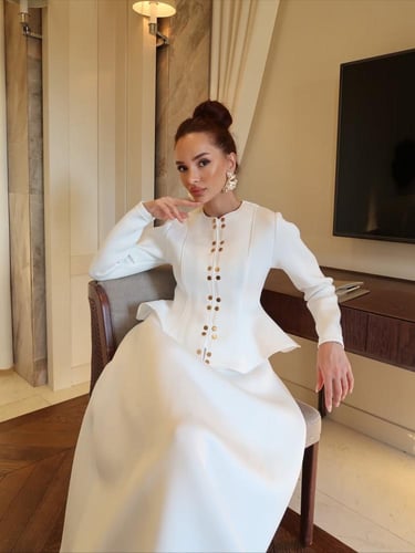 طقم إيليان أبيض