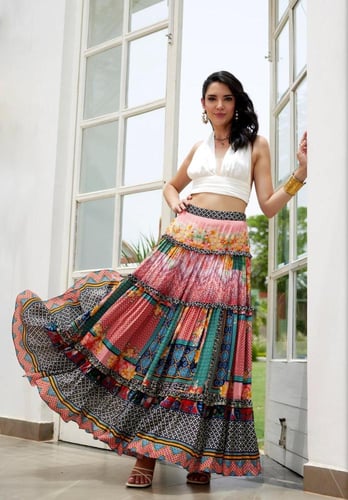 Celina Tiered Maxi Skirt تنورة