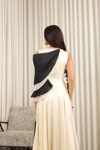 فستان اورجنزا وحرير