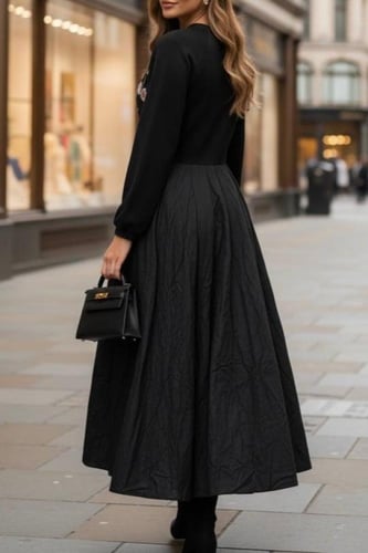 فستان تطريز قطن أسود