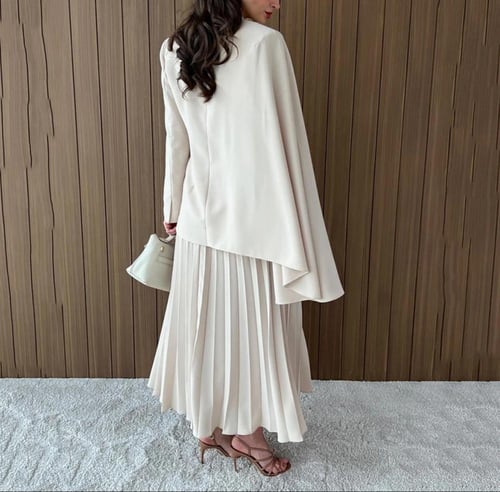 طقم من قطعتين