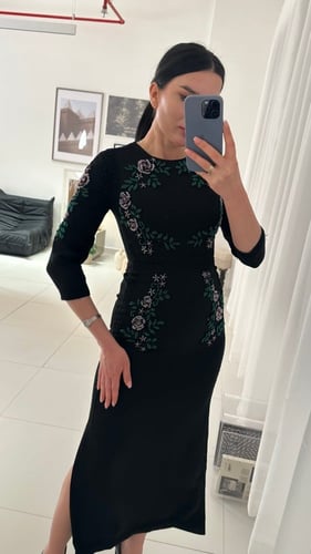 فستان اسود شك انيق