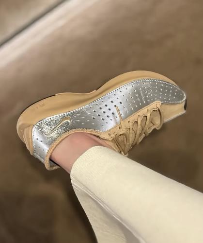 Nike Womens Air Superfly Elm · Metallic Silver · B...