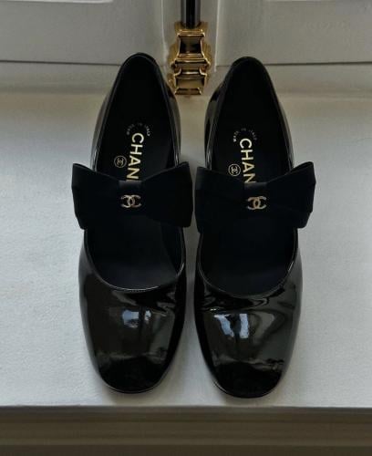 Chanel heels mary jane black