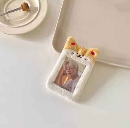 حافظ فوتكارد بشكل لطيف