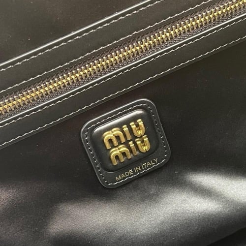Miu miu leather beau shoulder bag
