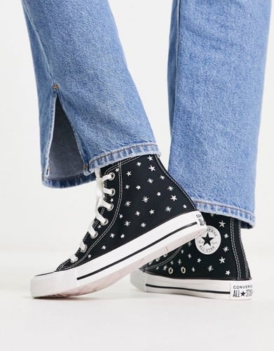 Chuck Taylor All Star Lift Platform Embroidered St...