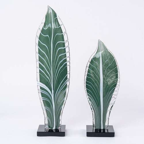 تحفة على شكل ورقة شجر