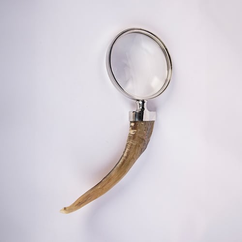 فاتح أظرف / عدسة مكبرة من العاج