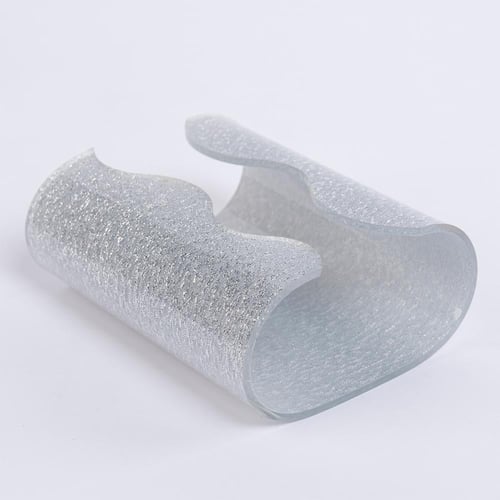 علبة مناديل أكريليك فضي