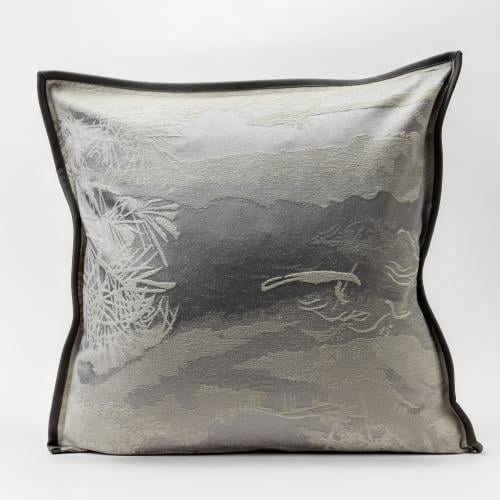 وسادة من مجموعة الحياة