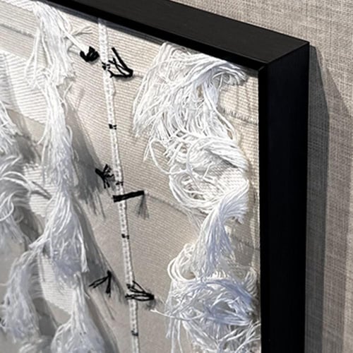 (صمت ونسيج) لوحة حائط ثلاثية الأبعاد