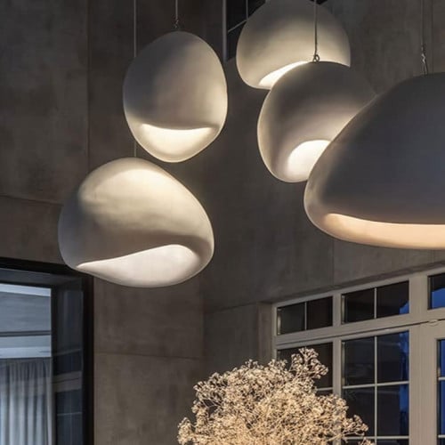 إنارة معلقة بيضاوية