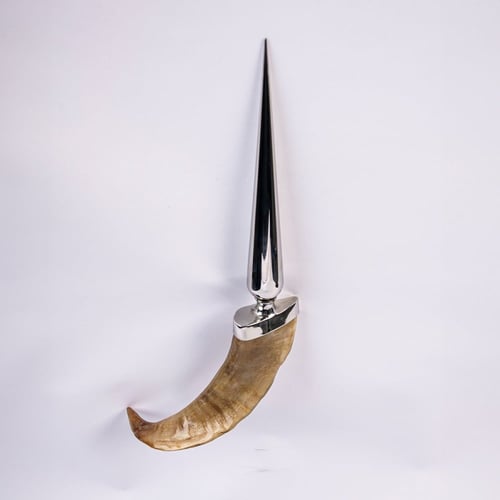 فاتح أظرف / عدسة مكبرة من العاج