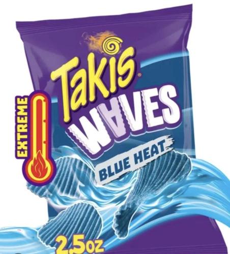 تاكيس (Takis) ويفز بلو هيت الازرق بالفلفل الحار