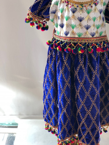 فستان قرقيعان مع شنطه