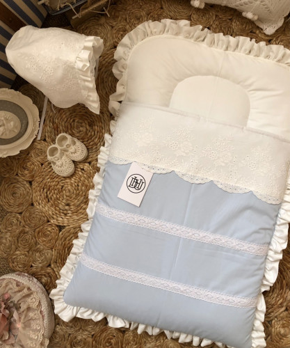 مدس ولادي مع لفه وقبعه