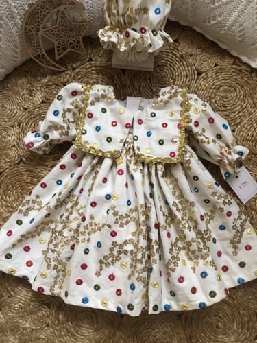 فستان قرقيعان وقبعه