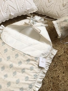 مدس محايد مع قبعه