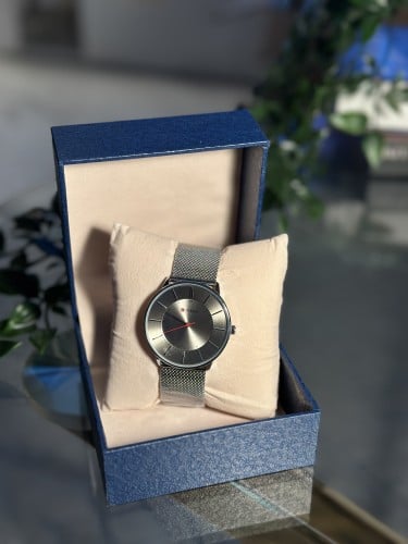 ساعه رجاليه ضمان سنه